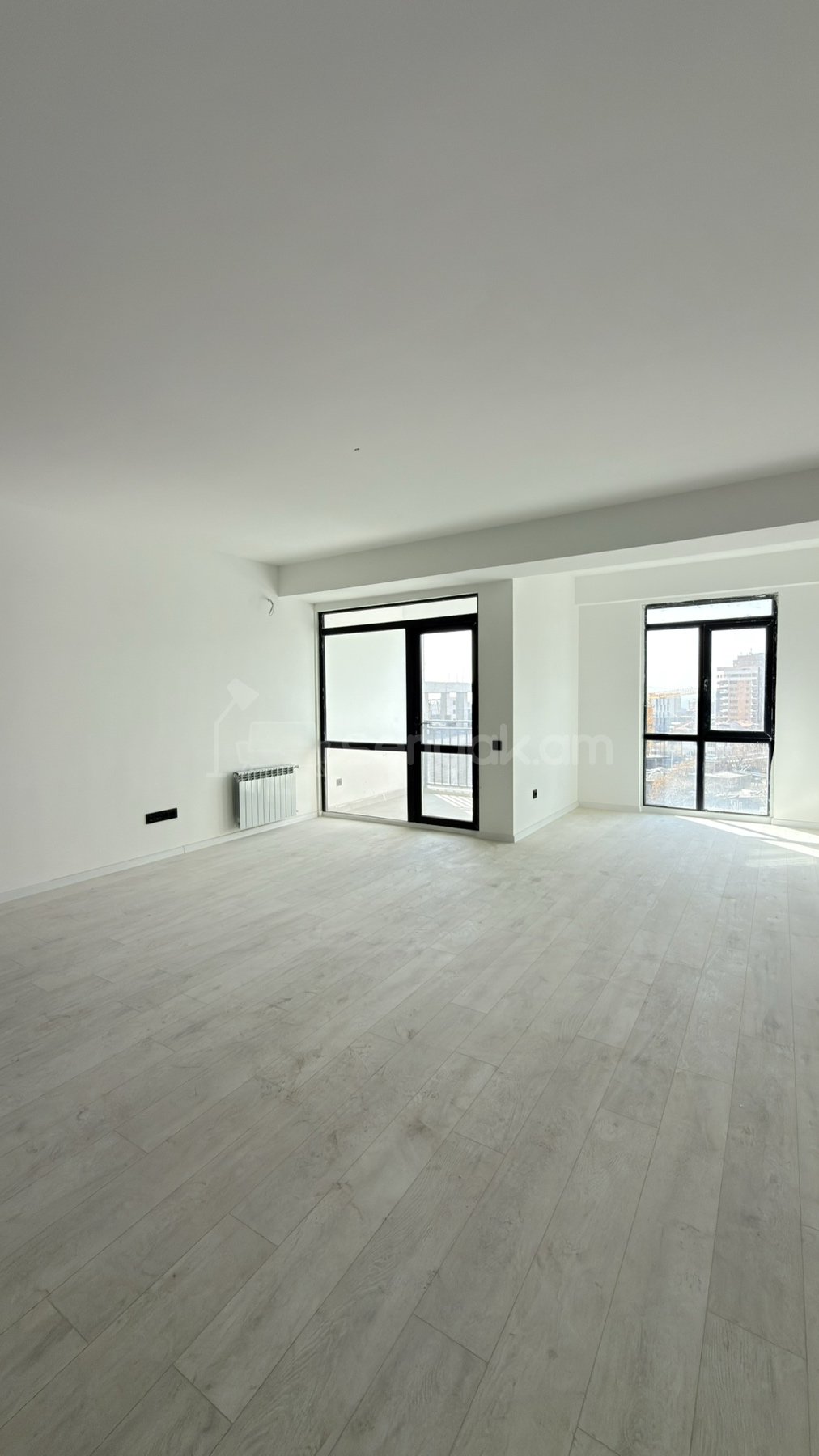 3 Սենյականոց Բնակարան Նորակառույցում, 117քմ, 6/7 հարկ, Կապիտալ Վերանորոգված