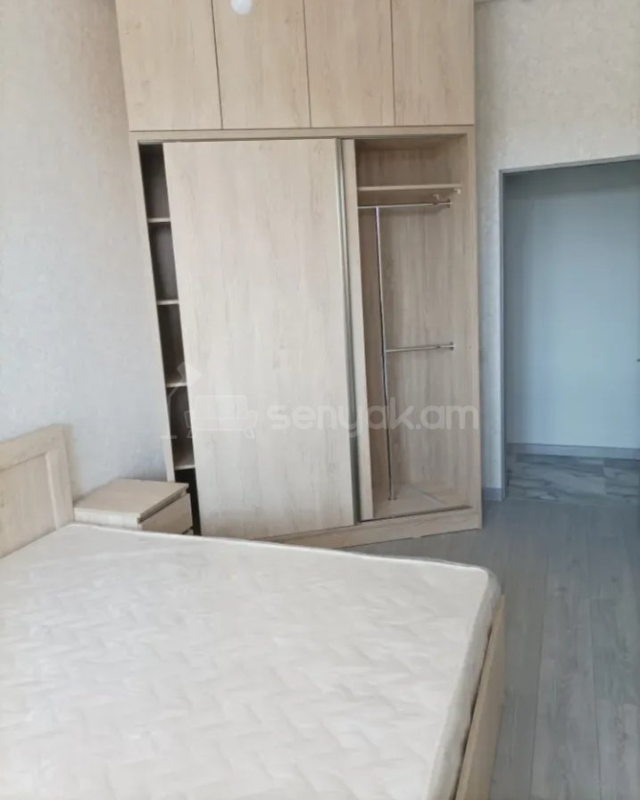 3 Սենյականոց Բնակարան, 90քմ, 4/16 հարկ, Նորմալ Վիճակում, Կահավորված