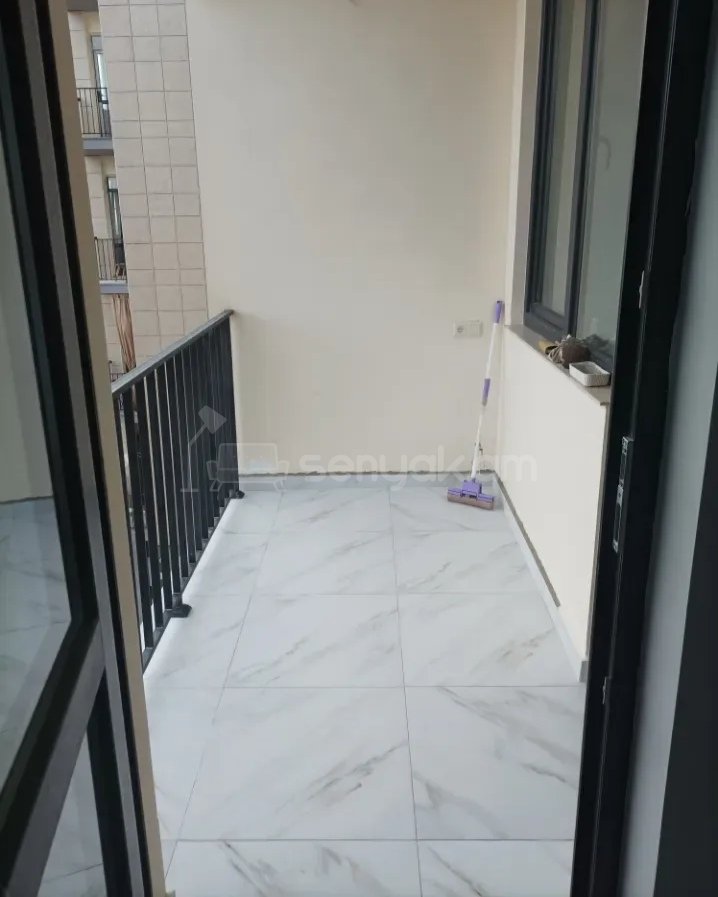 3 Սենյականոց Բնակարան, 90քմ, 4/16 հարկ, Նորմալ Վիճակում, Կահավորված