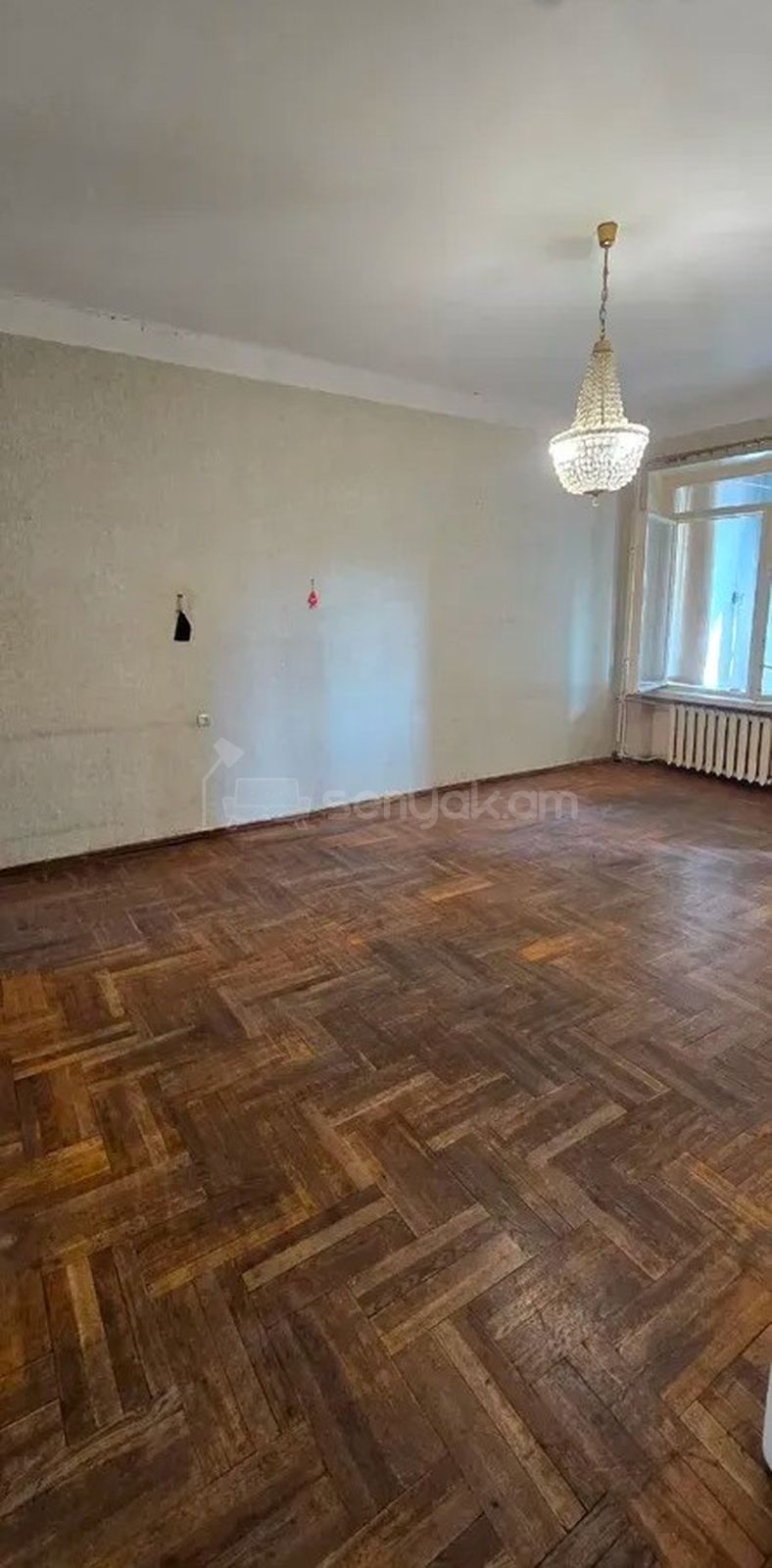 3 Սենյականոց Բնակարան Քարե Շենքում, 104քմ, 4/5 հարկ, Պետական Վիճակում