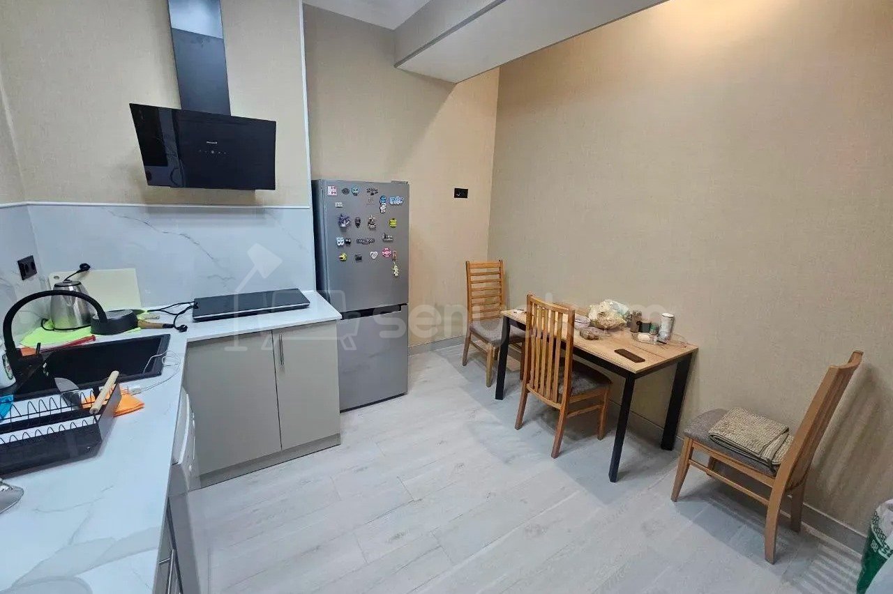 2 Սենյականոց Բնակարան Նորակառույցում, 84քմ, 10/18 հարկ, Կապիտալ Վերանորոգված