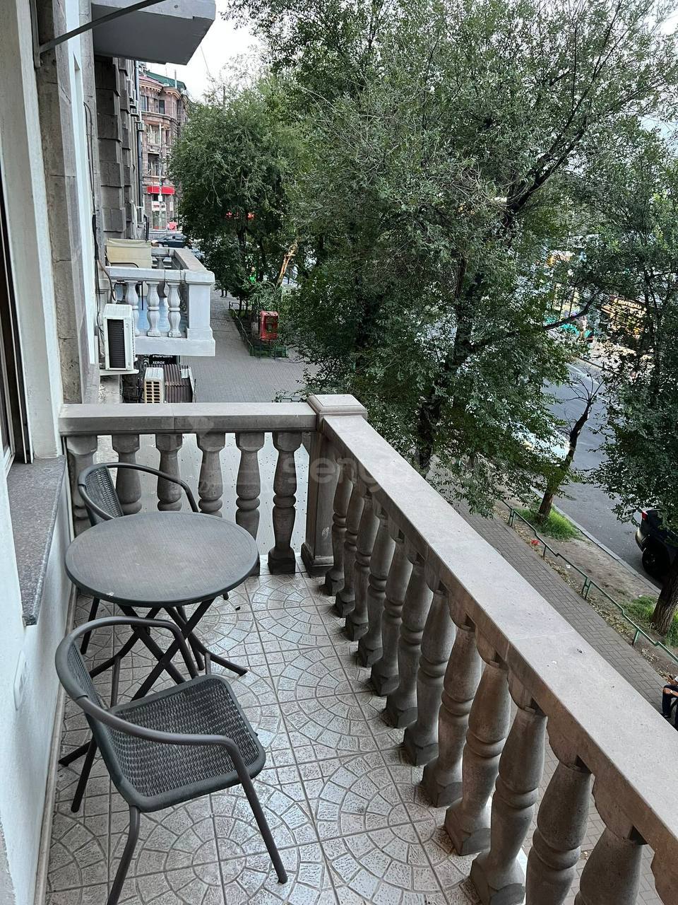 3 Սենյականոց Բնակարան, 150քմ, 2/4 հարկ, Կապիտալ Վերանորոգված, Կահավորված, Արևկող