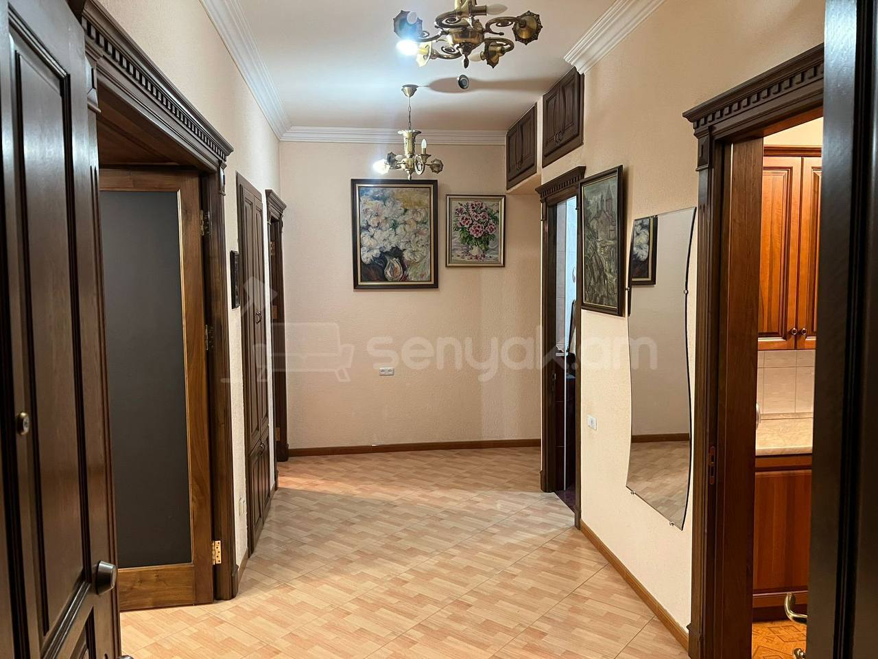 3 Սենյականոց Բնակարան, 150քմ, 2/4 հարկ, Կապիտալ Վերանորոգված, Կահավորված, Արևկող