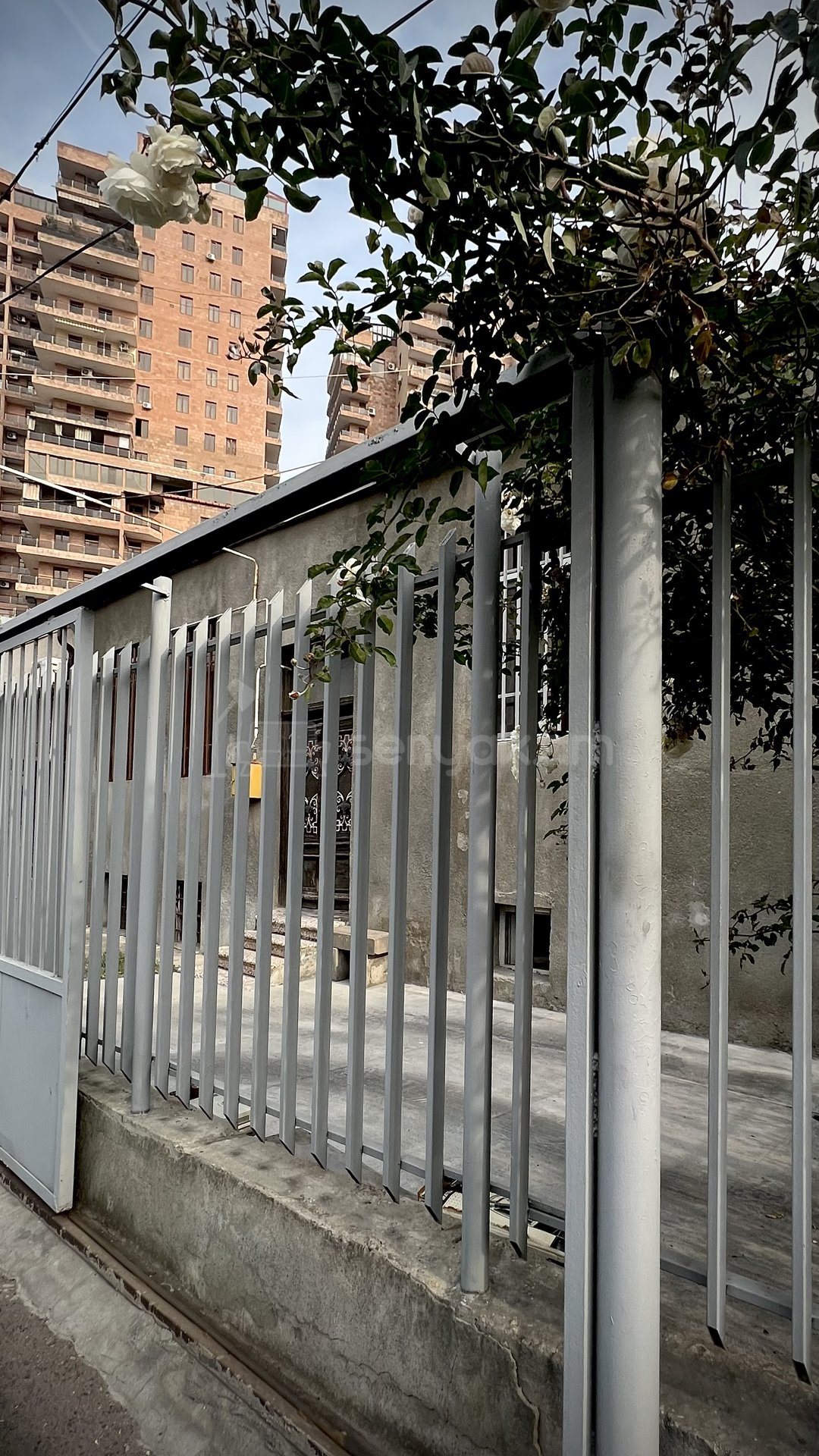 7 Սենյականոց Սեփական Տուն, 420քմ, Նորմալ Վիճակում