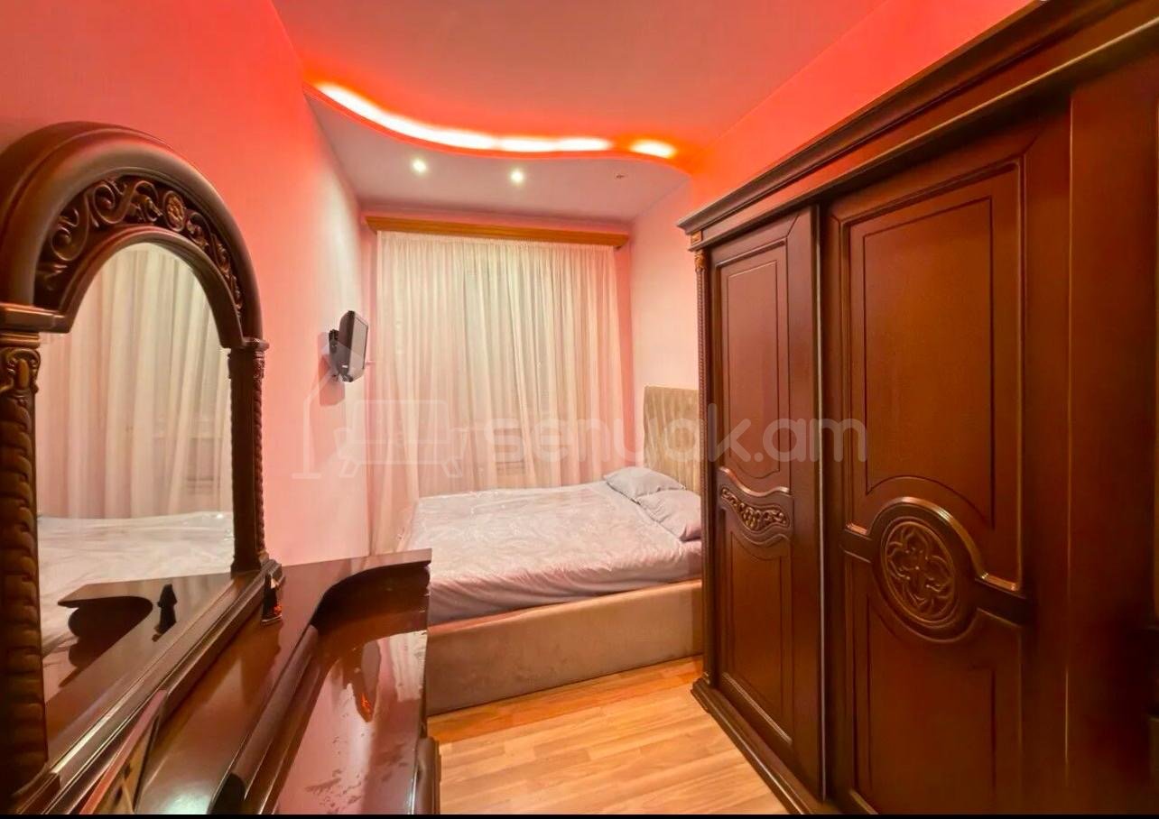 3 Սենյականոց Բնակարան Քարե Շենքում, 60քմ, 3/5 հարկ, Կապիտալ Վերանորոգված, Կահավորված, Արևկող