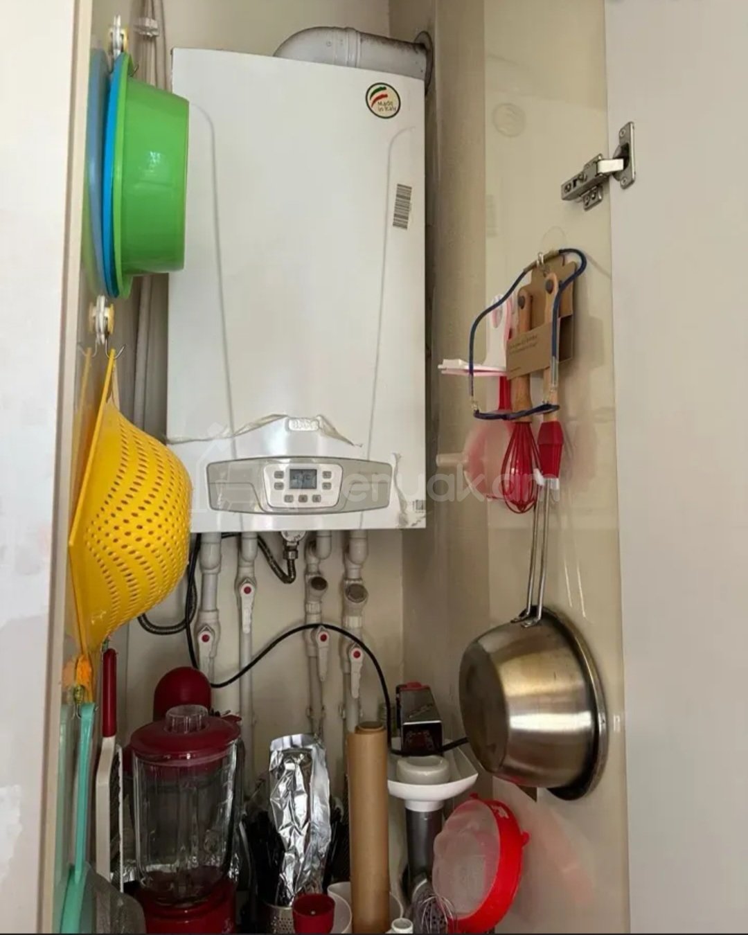 1 Սենյականոց Բնակարան Քարե Շենքում, 45քմ, 3/4 հարկ, Կապիտալ Վերանորոգված