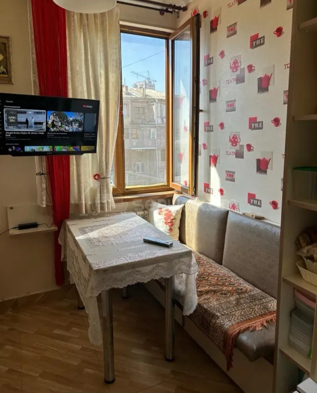 1 Սենյականոց Բնակարան Քարե Շենքում, 45քմ, 3/4 հարկ, Կապիտալ Վերանորոգված