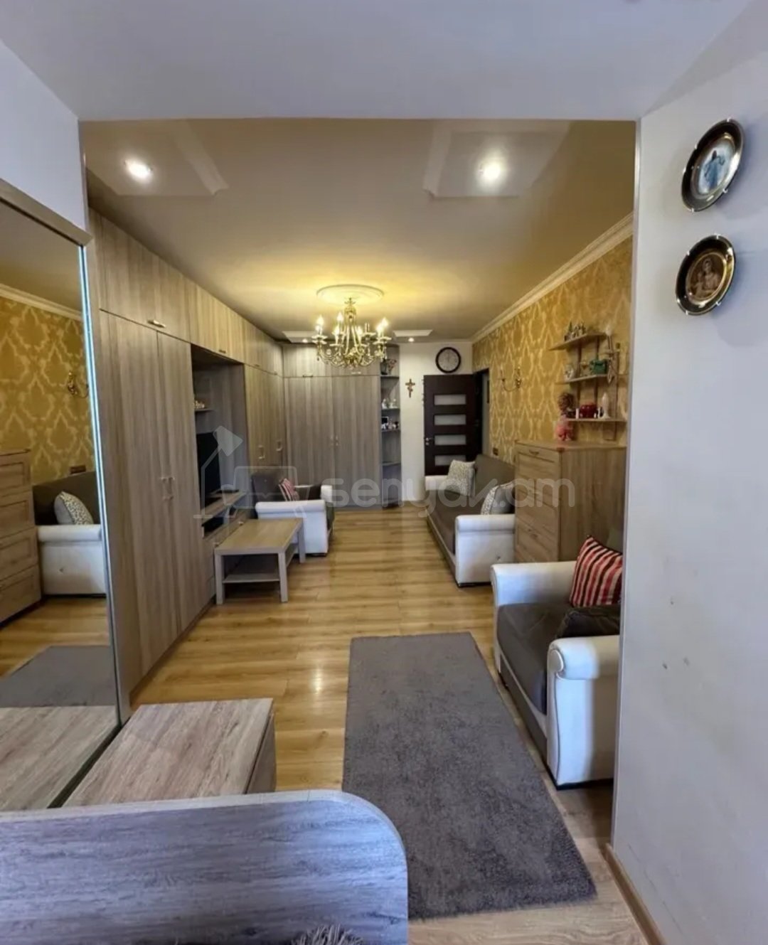 1 Սենյականոց Բնակարան Քարե Շենքում, 45քմ, 3/4 հարկ, Կապիտալ Վերանորոգված