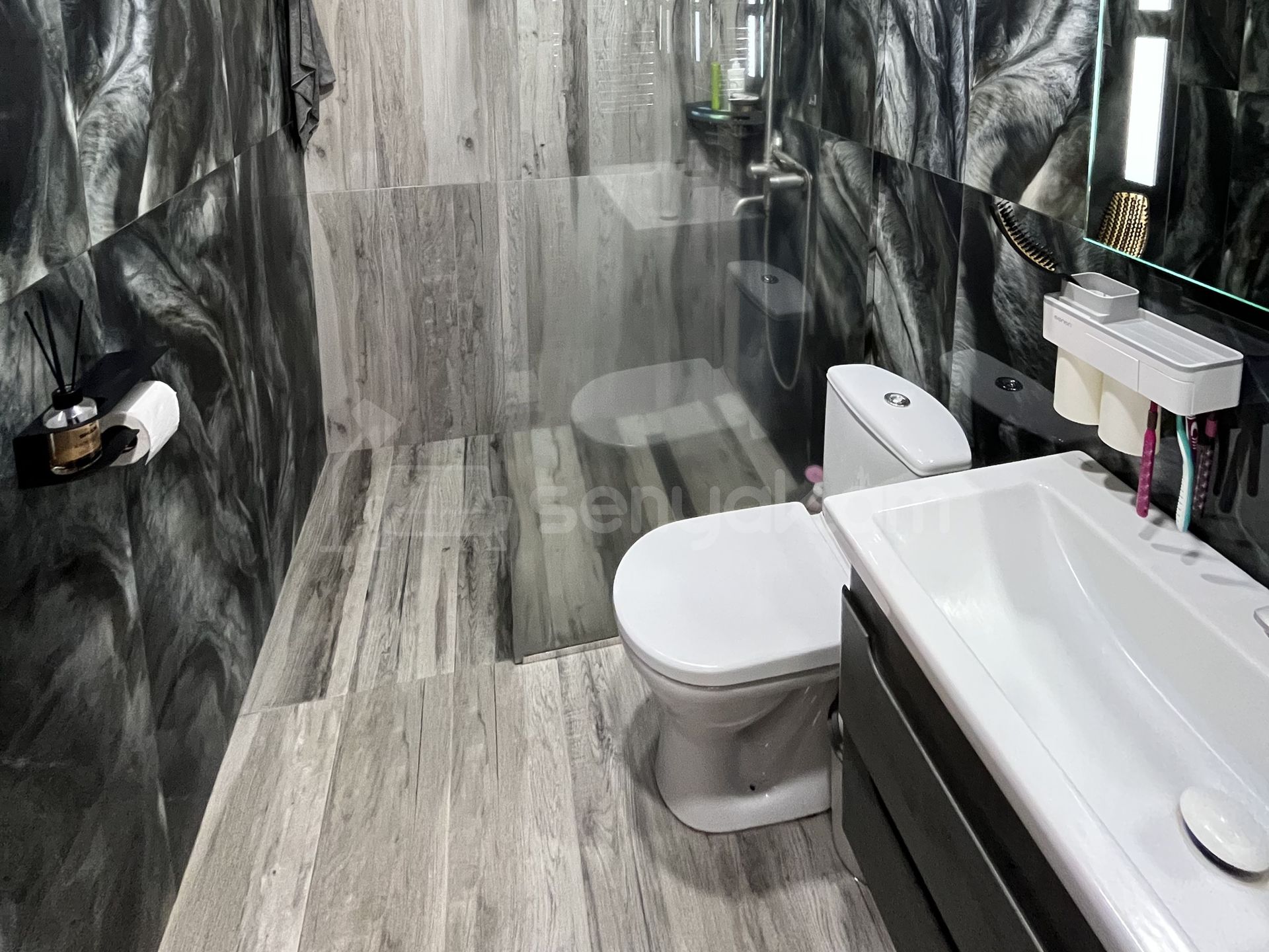 4 Սենյականոց Բնակարան Նորակառույց Քարե Շենքում, 93քմ, 4/5 հարկ, Կապիտալ Վերանորոգված