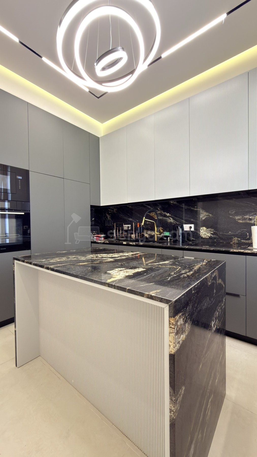 4 Սենյականոց Շքեղ Առանձնատուն, 350քմ, Լողավազանով