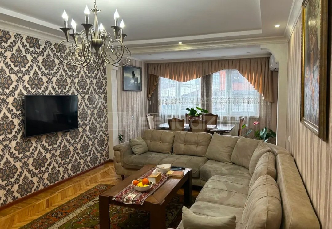 3 Սենյականոց Բնակարան Քարե Շենքում, 91քմ, 2/5 հարկ, Դիզայներական Վերանորոգված