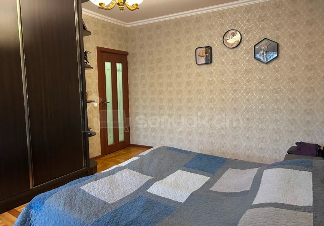 3 Սենյականոց Բնակարան Քարե Շենքում, 91քմ, 2/5 հարկ, Դիզայներական Վերանորոգված