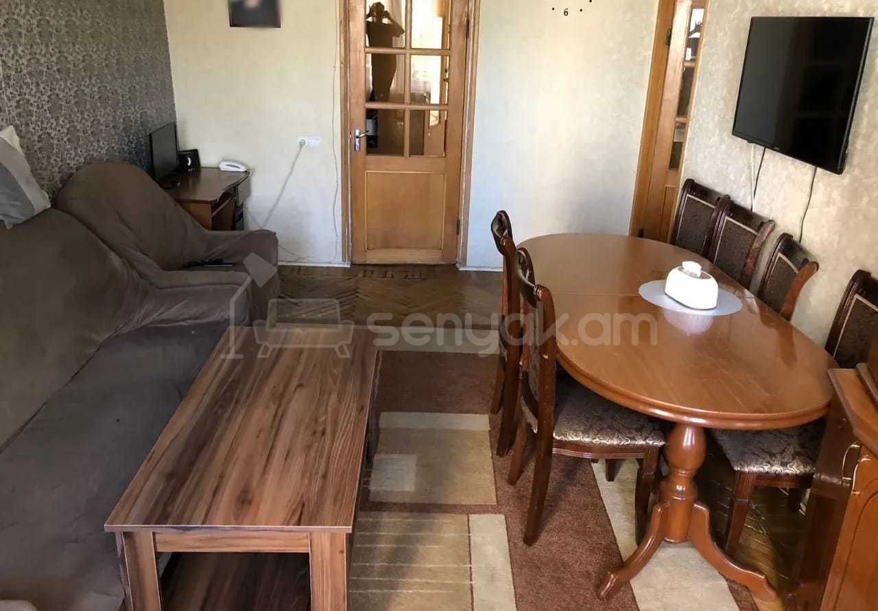 3 Սենյականոց Բնակարան, 74քմ, 2/4 հարկ, Նորմալ Վիճակում