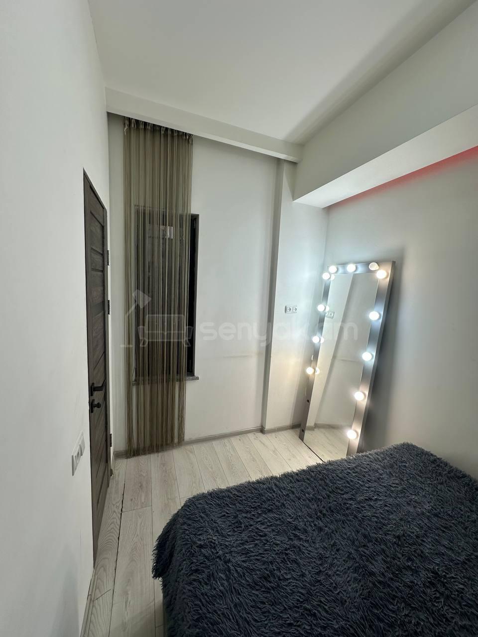 2 Սենյականոց Բնակարան Քարե Շենքում, 40քմ, 2/4 հարկ, Կապիտալ Վերանորոգված