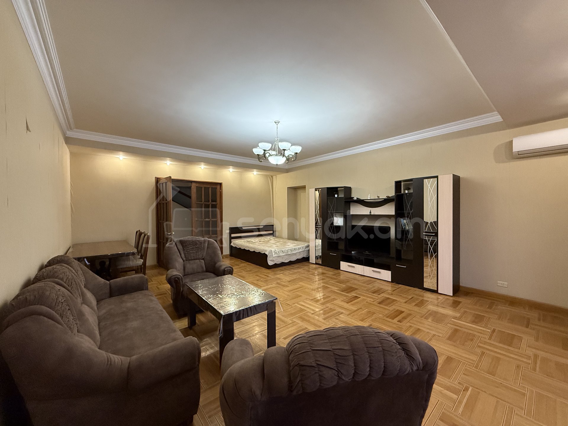 5 Սենյականոց Բնակարան Նորակառույց Քարե Շենքում, 179քմ, 5/5 հարկ, Կապիտալ Վերանորոգված, Կահավորված, Արևկող