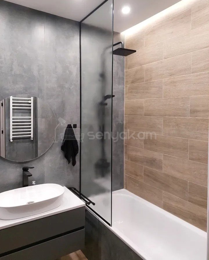 3 Սենյականոց Բնակարան Նորակառույցում, 77քմ, 8/17 հարկ, Դիզայներական Վերանորոգված