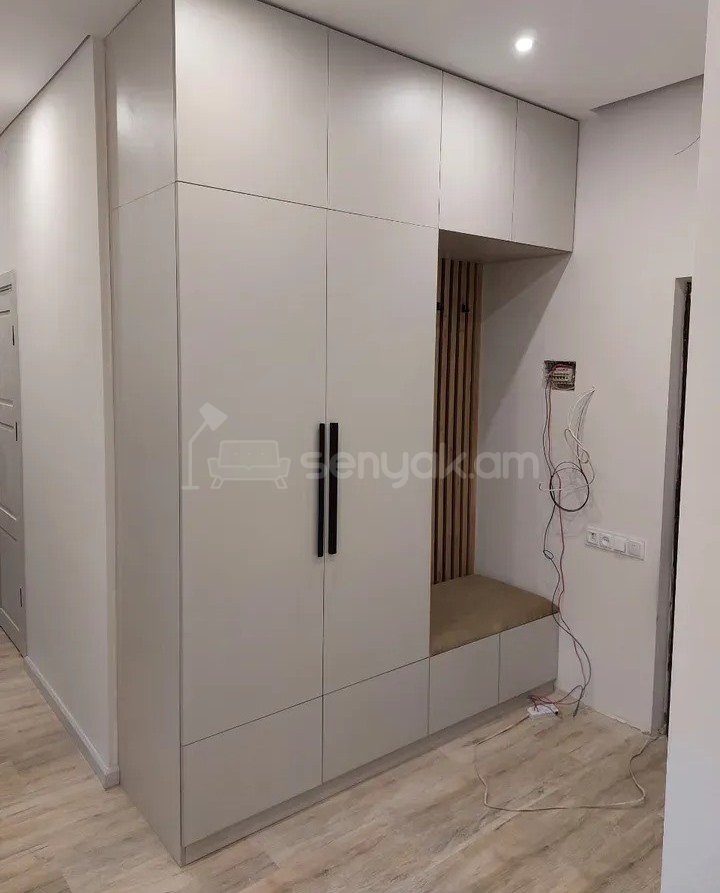 3 Սենյականոց Բնակարան Նորակառույցում, 77քմ, 8/17 հարկ, Դիզայներական Վերանորոգված