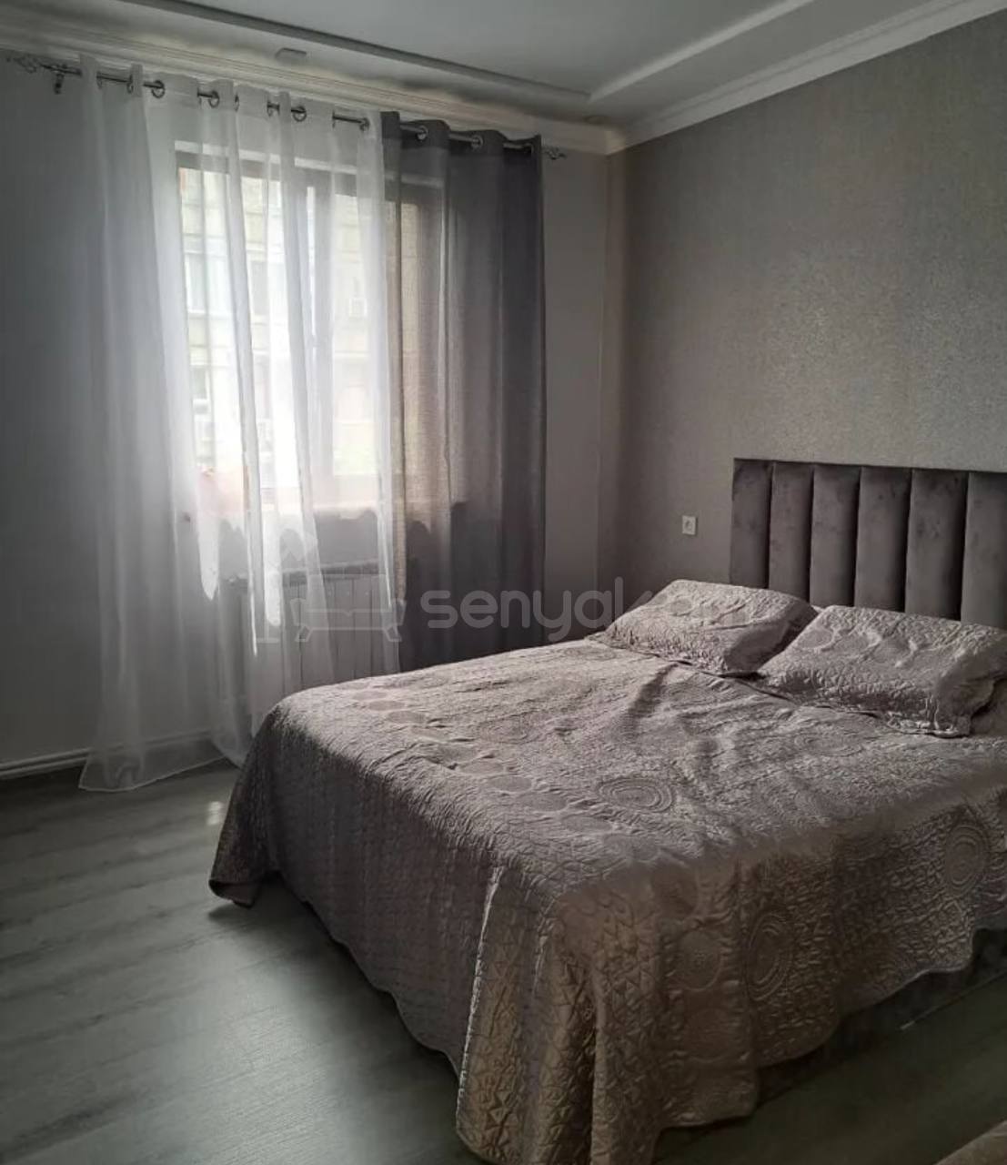 5 Սենյականոց Բնակարան Քարե Շենքում, 130քմ, 3/5 հարկ, Կապիտալ Վերանորոգված