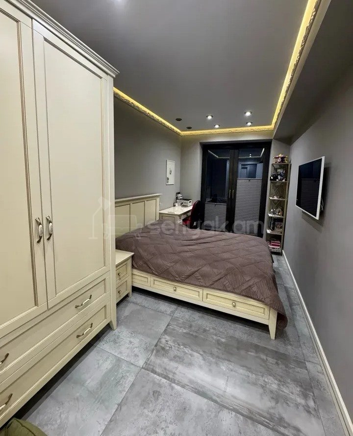 3 Սենյականոց Բնակարան, 97քմ, 10/14 հարկ, Կապիտալ Վերանորոգված