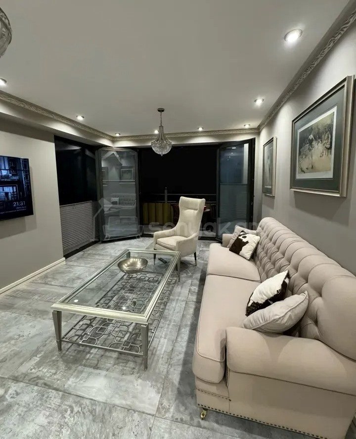 3 Սենյականոց Բնակարան, 97քմ, 10/14 հարկ, Կապիտալ Վերանորոգված