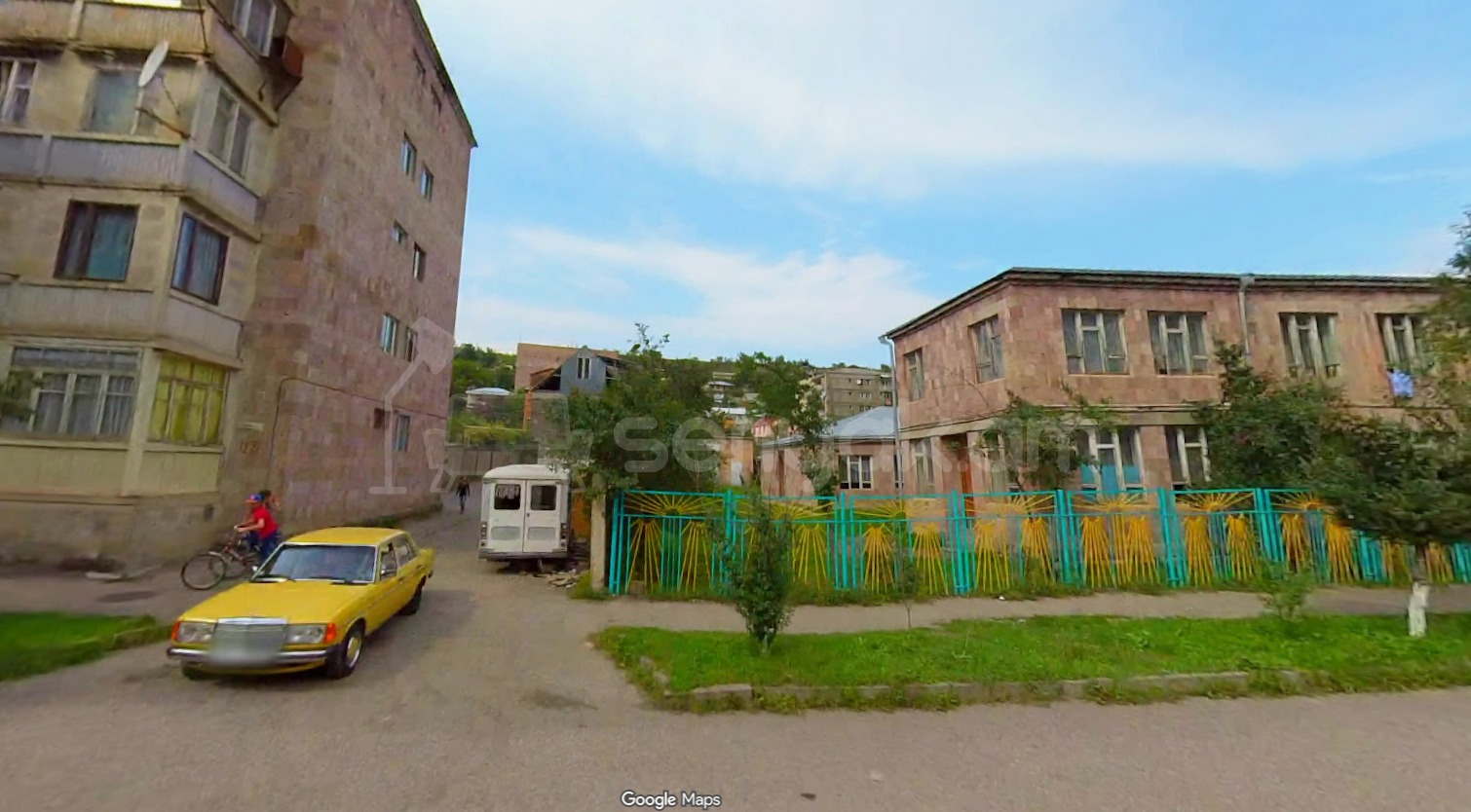 Բնակելի Նշանակության Հողատարածք, 400քմ, Խմելու Ջրով, Էլեկտրականությամբ, Ցանկապատված