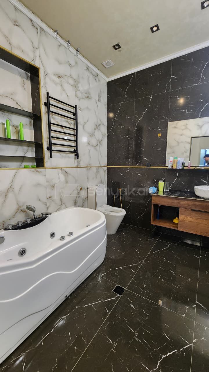 5 Սենյականոց Սեփական Տուն, 220քմ, Դիզայներական Վերանորոգված, Կահավորված