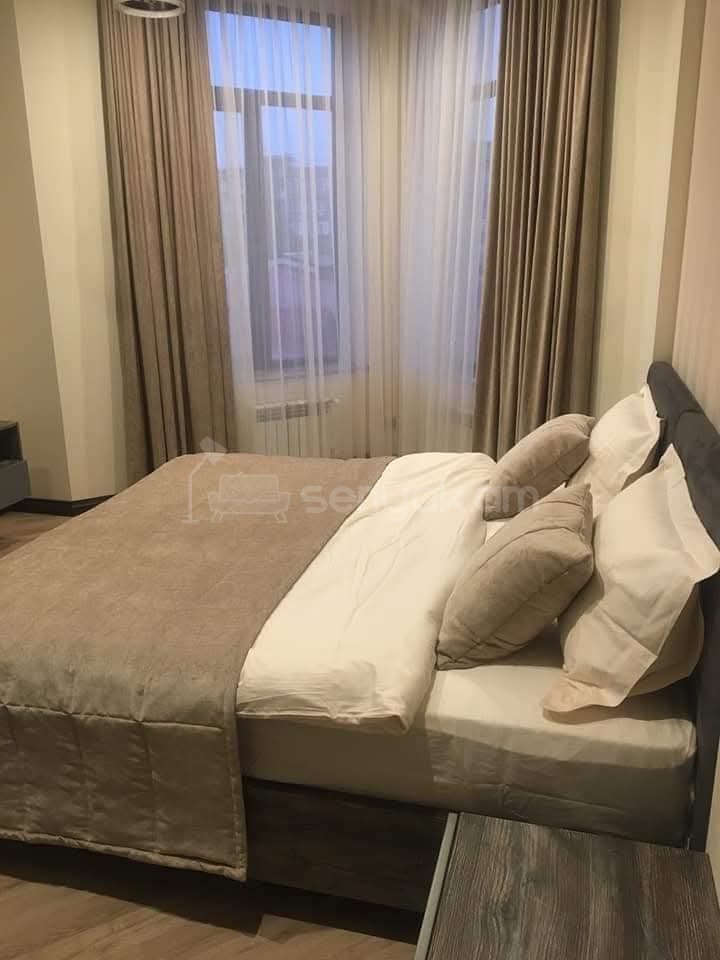 3 Սենյականոց Բնակարան Նորակառույցում, 80քմ, 7/12 հարկ, Դիզայներական Վերանորոգված