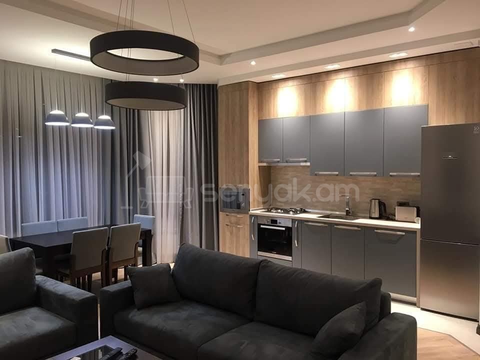 3 Սենյականոց Բնակարան Նորակառույցում, 80քմ, 7/12 հարկ, Դիզայներական Վերանորոգված