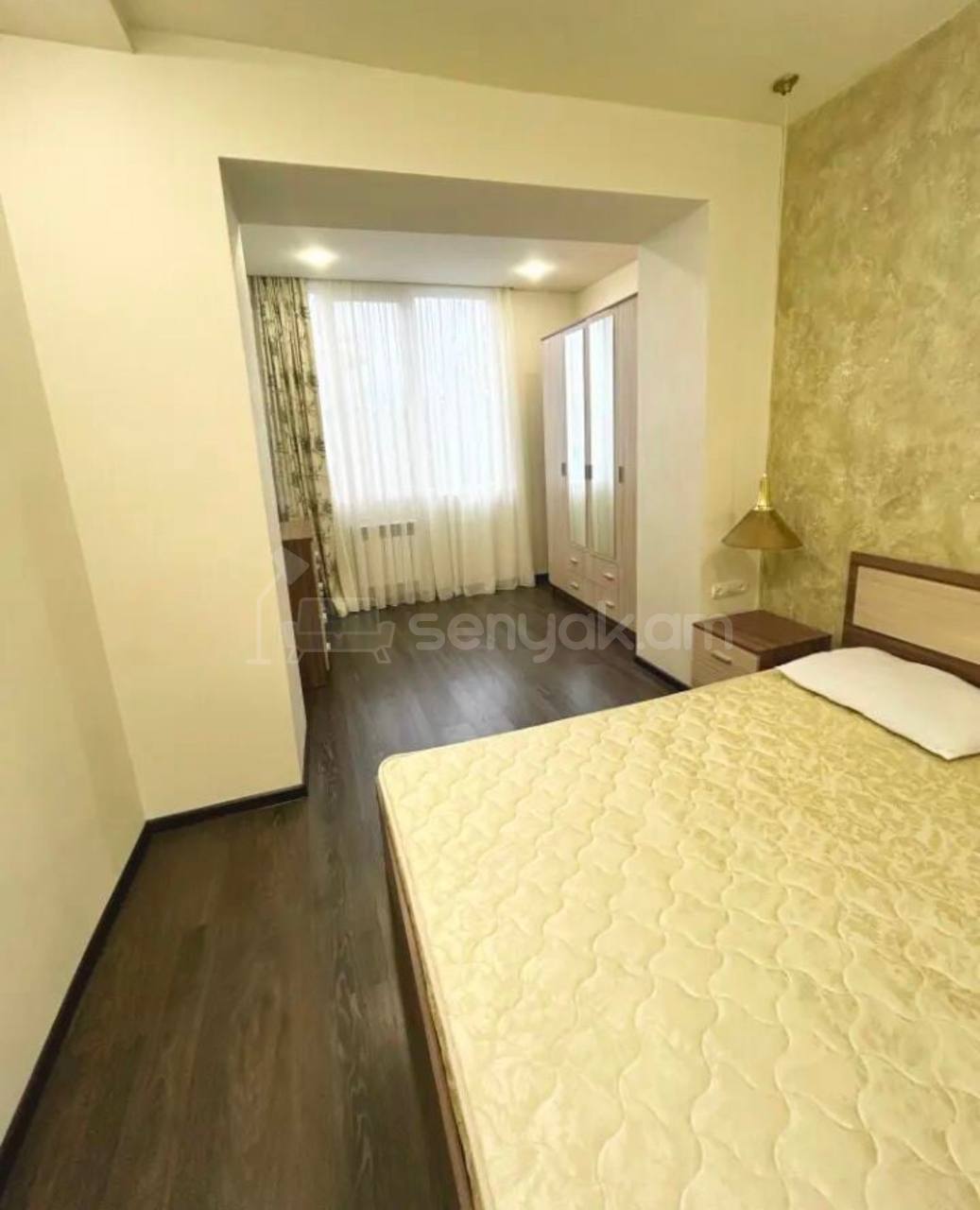 2 Սենյականոց Բնակարան Քարե Շենքում, 50քմ, 3/5 հարկ, Կապիտալ Վերանորոգված, Կահավորված, Արևկող