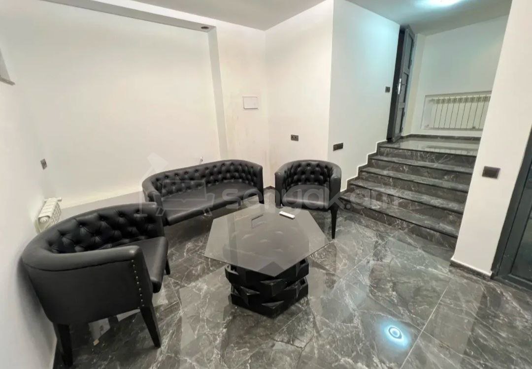 4 Սենյականոց Շքեղ Առանձնատուն, 100քմ, Կահավորված