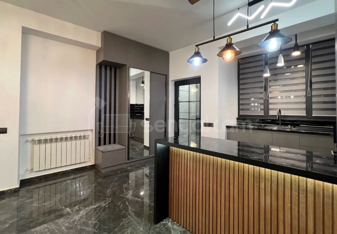 4 Սենյականոց Շքեղ Առանձնատուն, 100քմ, Կահավորված