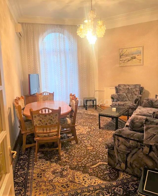 2 Սենյականոց Բնակարան Քարե Շենքում, 54քմ, 4/5 հարկ, Կապիտալ Վերանորոգված, Կահավորված, Արևկող