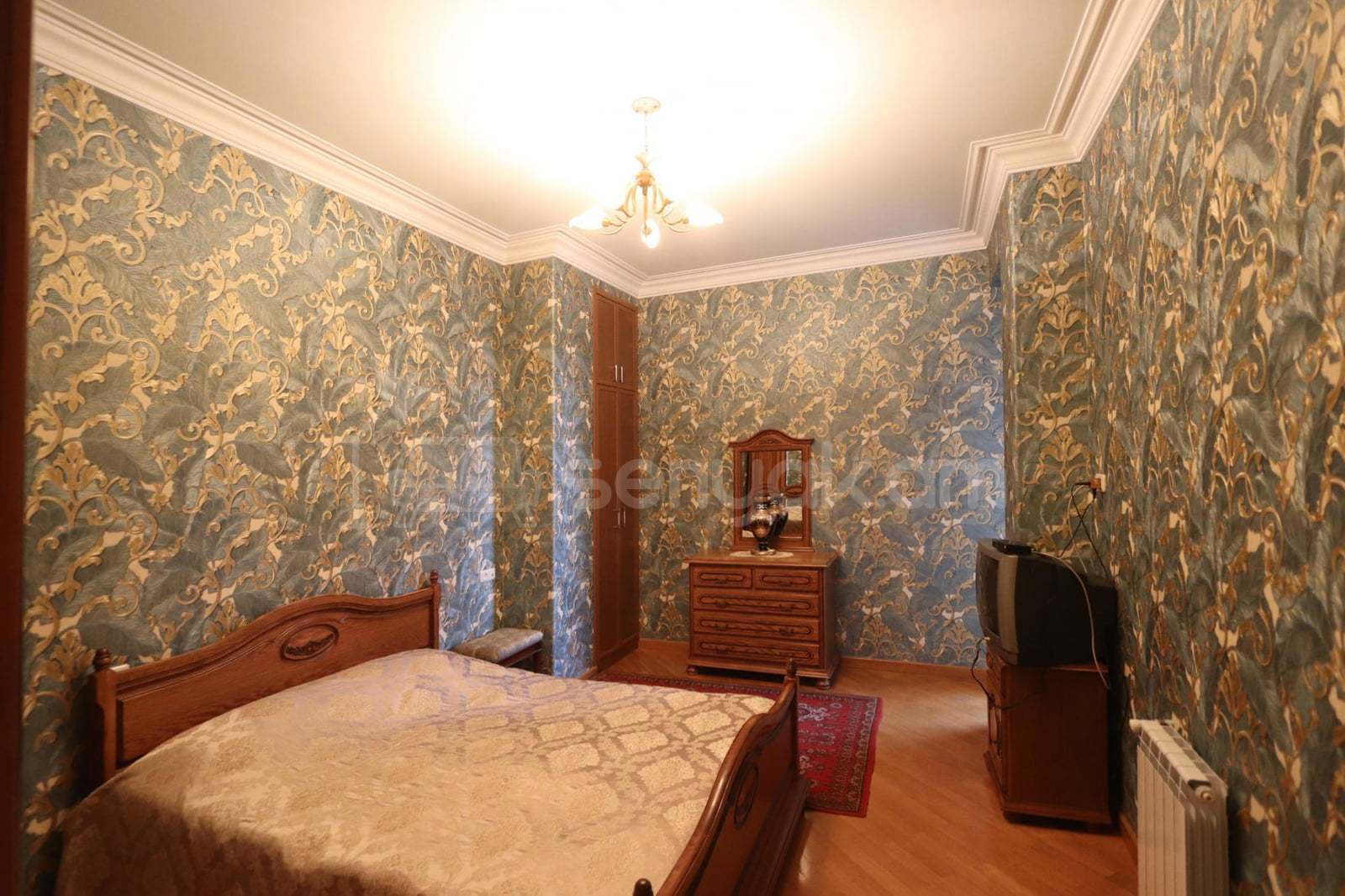 5 Սենյականոց Բնակարան, 240քմ, 8/12 հարկ, Կապիտալ Վերանորոգված