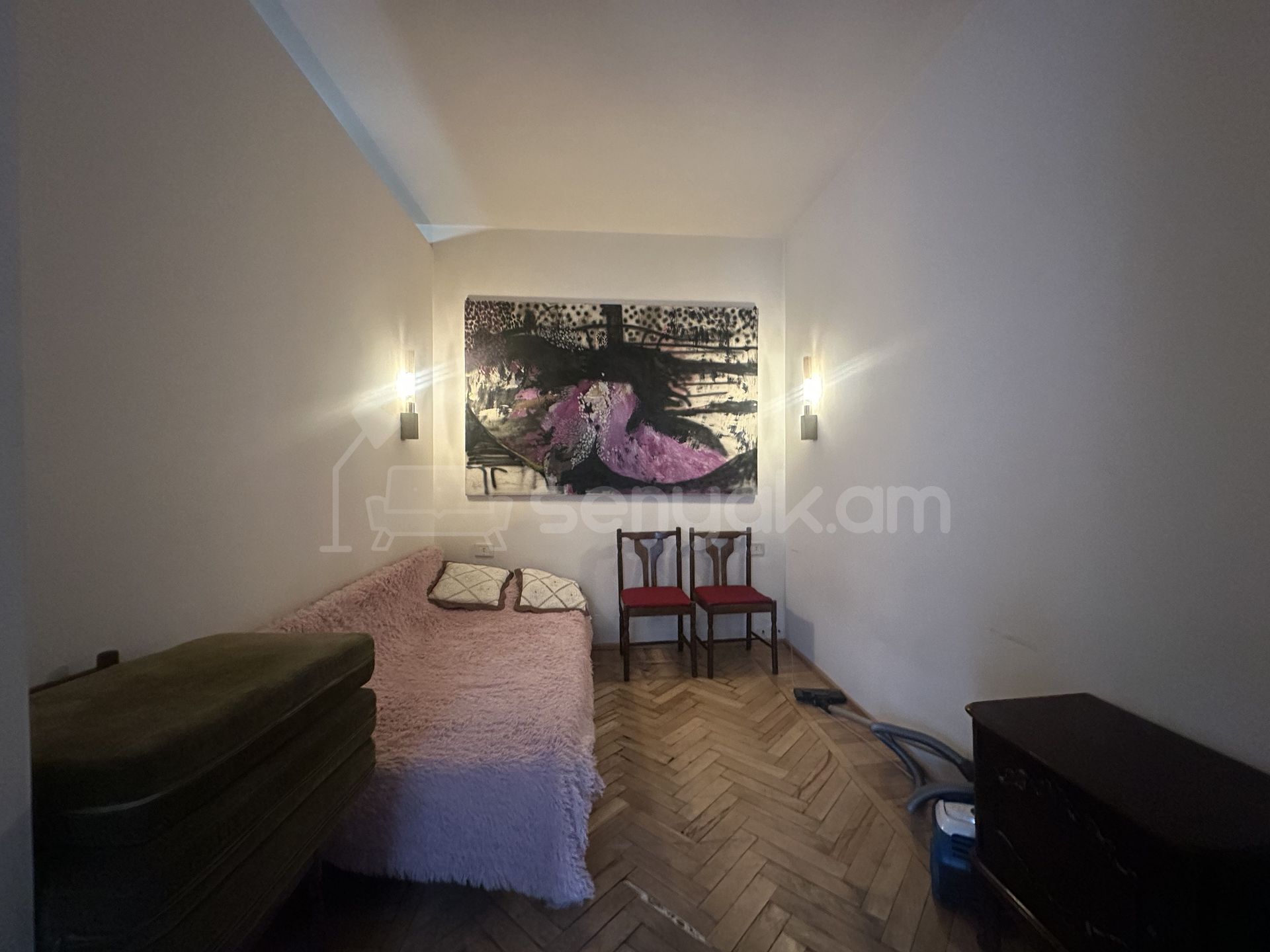 2 Սենյականոց Բնակարան Քարե Շենքում, 48քմ, 2/4 հարկ, Կապիտալ Վերանորոգված