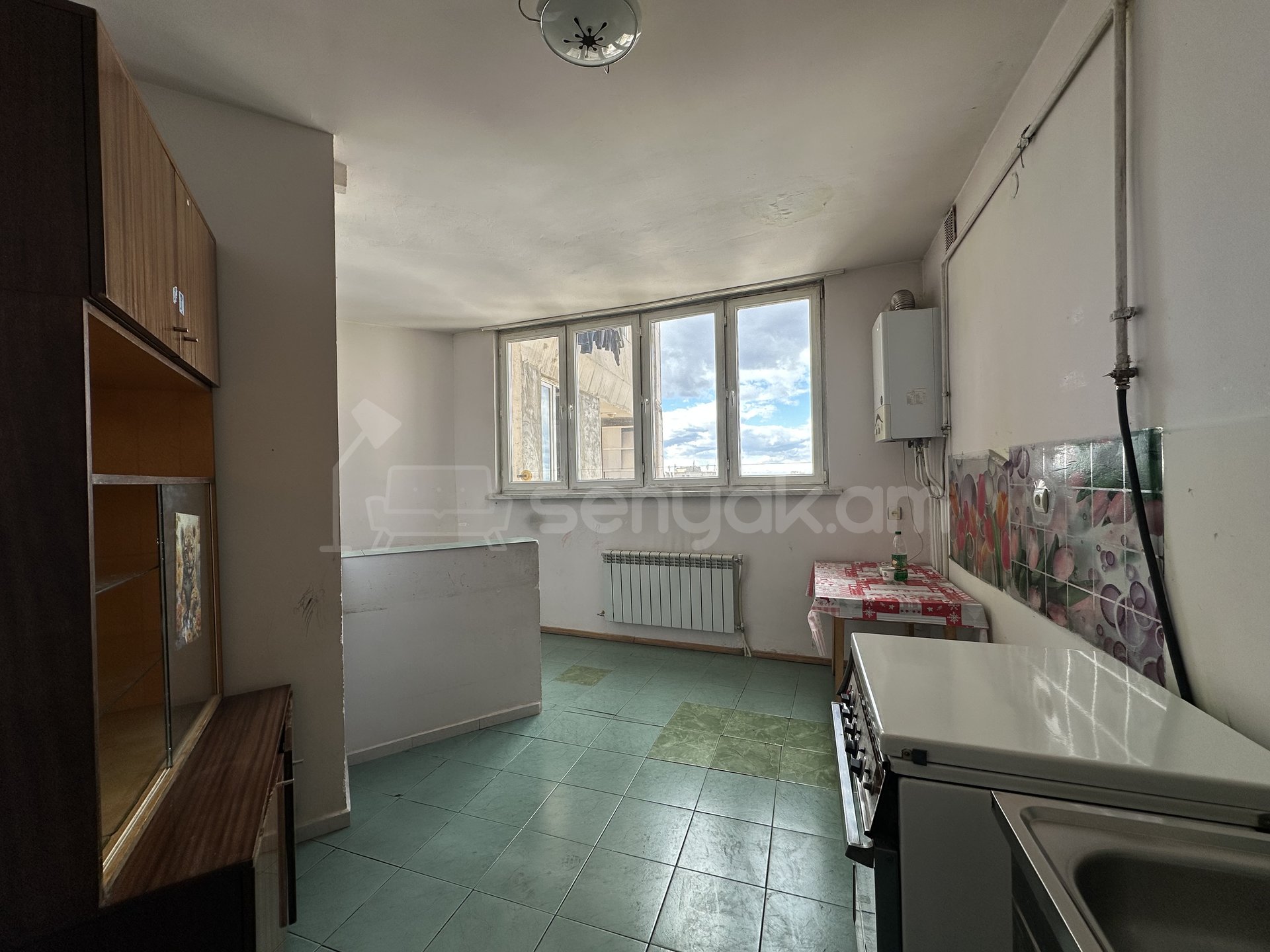 3 Սենյականոց Բնակարան, 83քմ, 3/16 հարկ, Կապիտալ Վերանորոգված