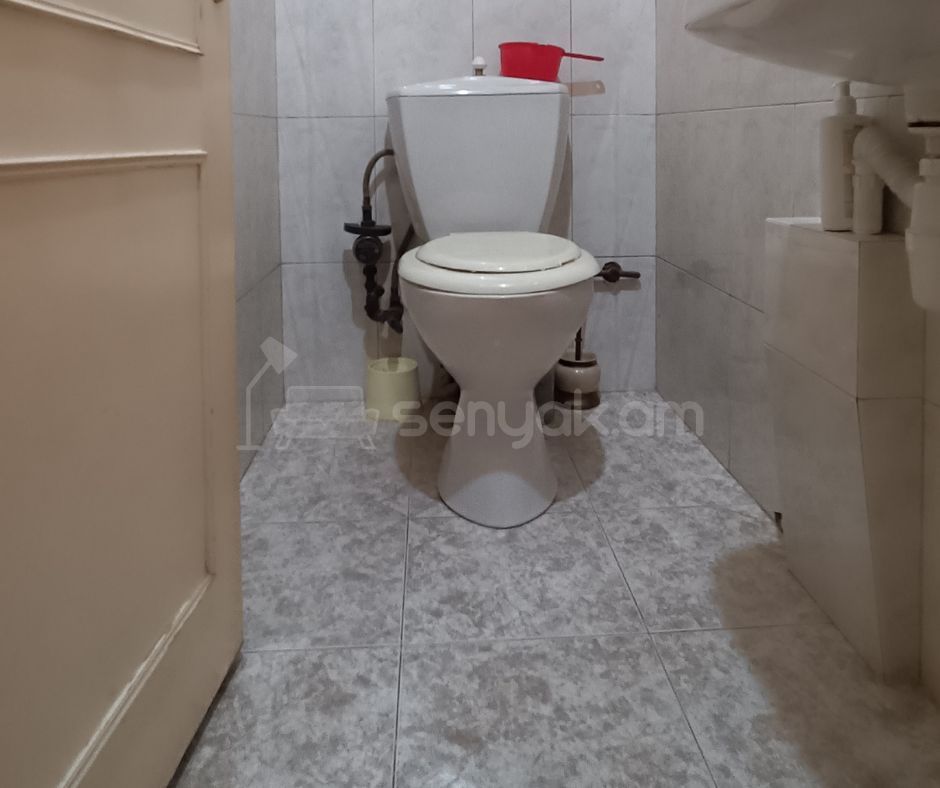 4 Սենյականոց Բնակարան Քարե Շենքում, 117քմ, 2/5 հարկ, Կոսմետիկ Վերանորոգված