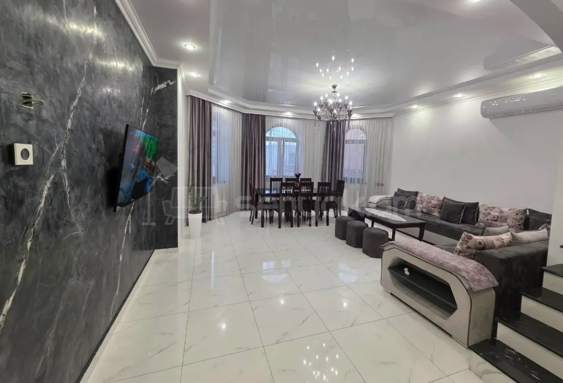 7 Սենյականոց Շքեղ Առանձնատուն, 230քմ, Ավտոտնակով