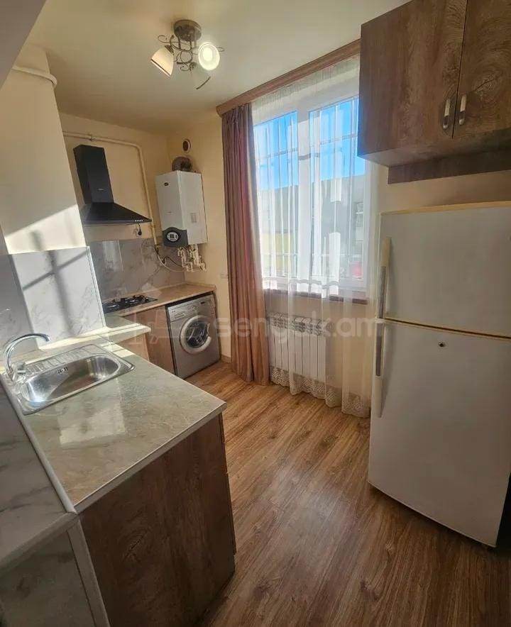 2 Սենյականոց Բնակարան Նորակառույցում, 45քմ, 1/12 հարկ, Նորմալ Վիճակում, Կահավորված, Արևկող