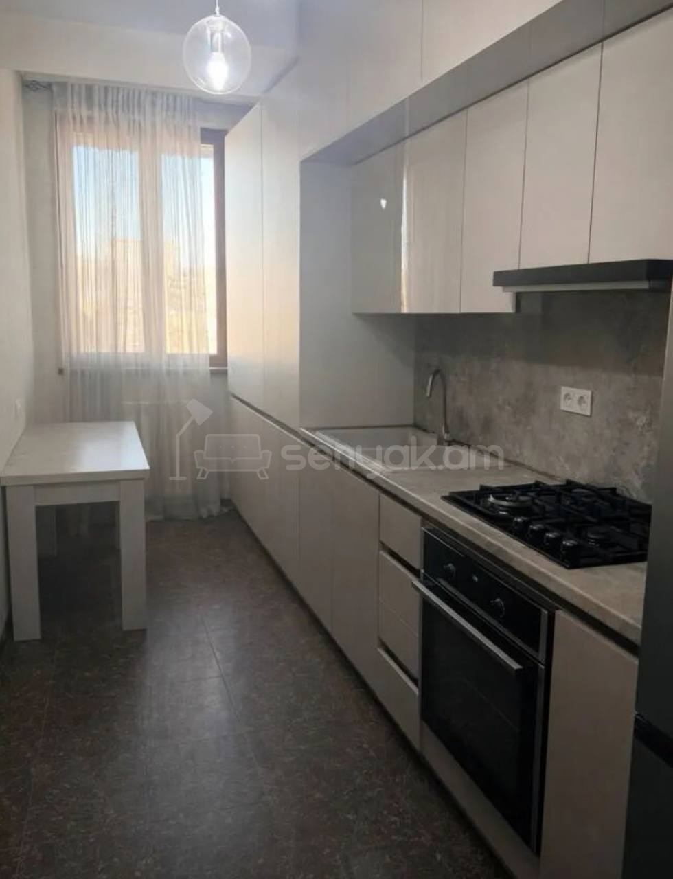 3 Սենյականոց Բնակարան, 90քմ, 8/10 հարկ, Կապիտալ Վերանորոգված