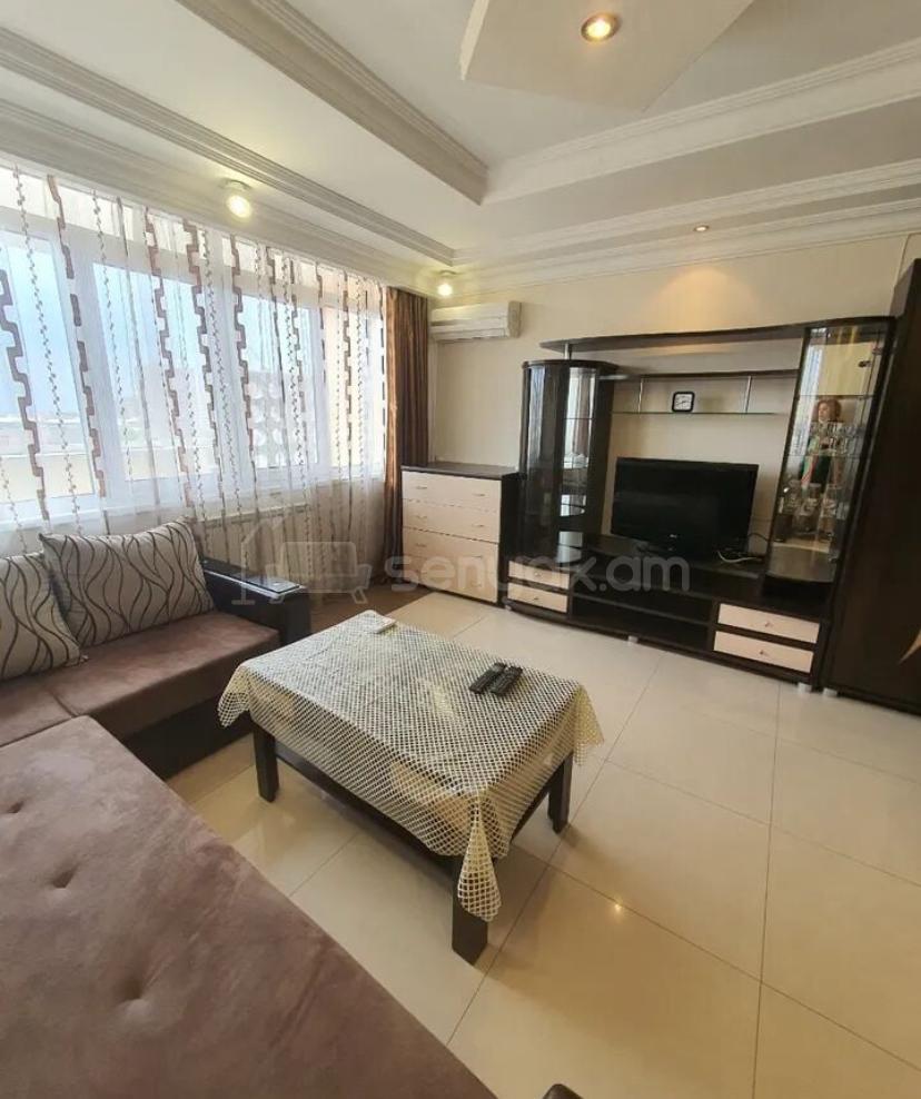 1 Սենյականոց Բնակարան, 45քմ, 9/10 հարկ, Դիզայներական Վերանորոգված, Կահավորված, Արևկող