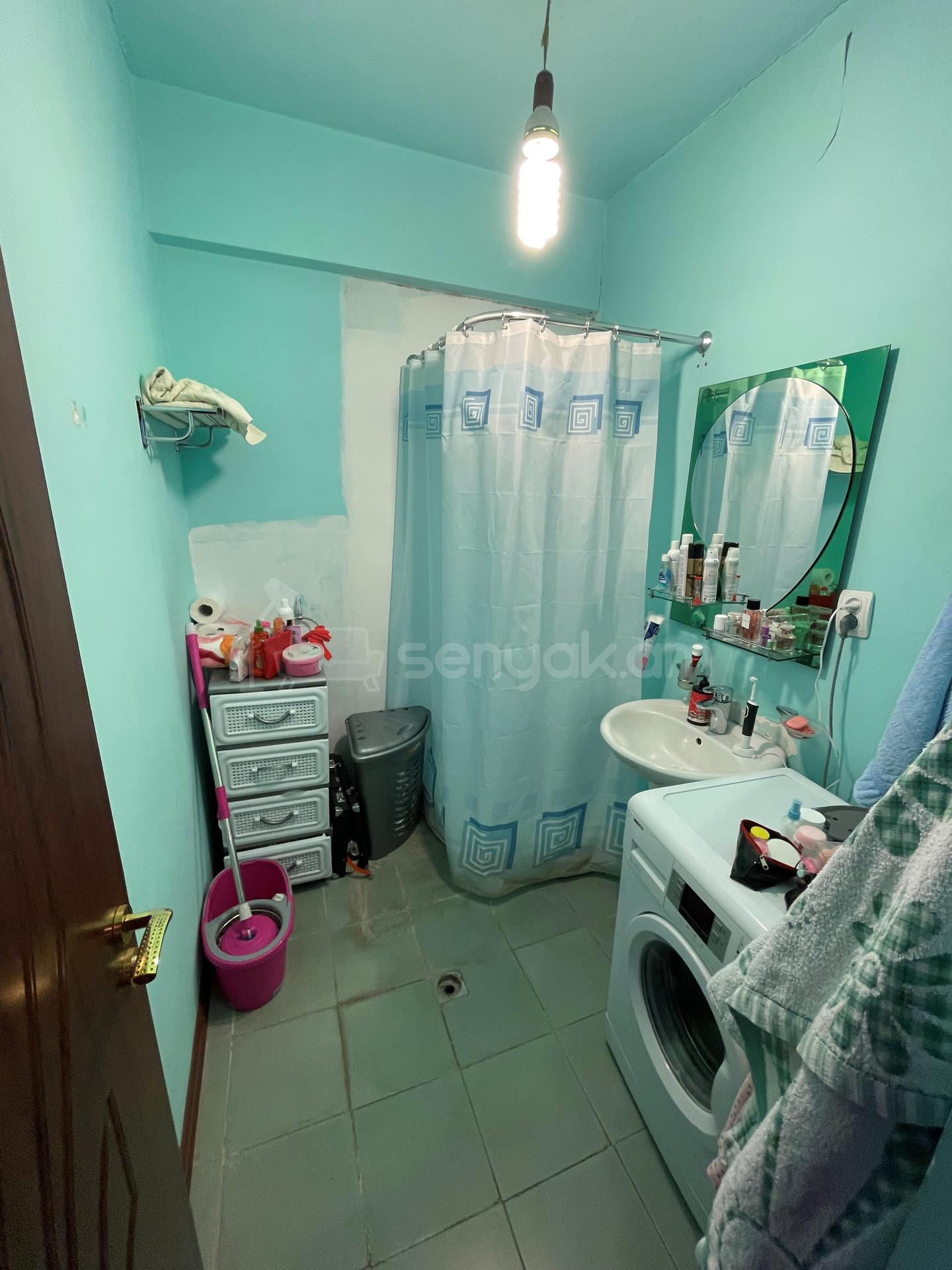 2 Սենյականոց Բնակարան Նորակառույցում, 72քմ, 9/13 հարկ, Նորմալ Վիճակում