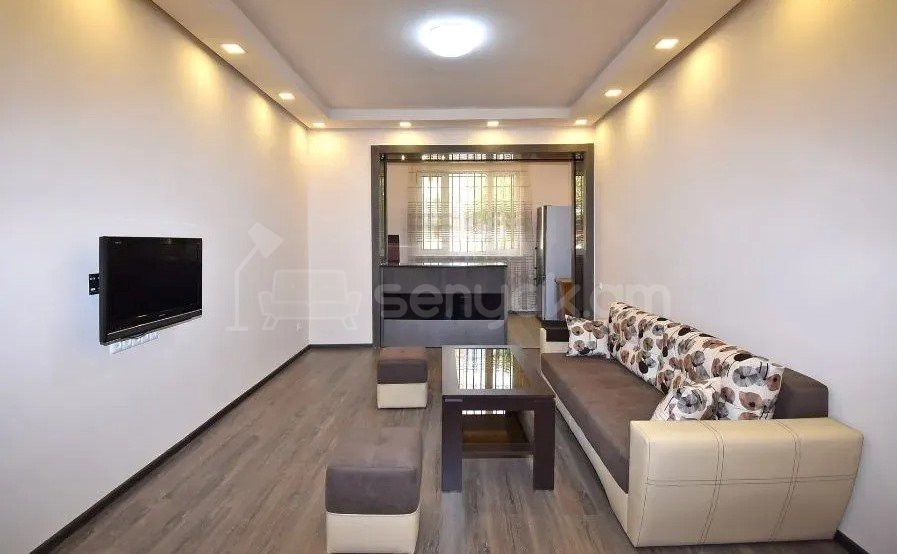 2 Սենյականոց Բնակարան Քարե Շենքում, 61քմ, 1/4 հարկ, Կապիտալ Վերանորոգված