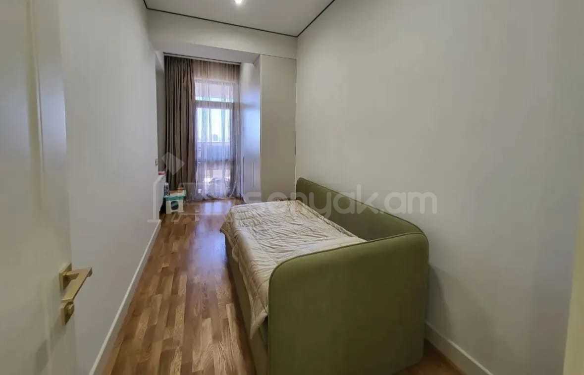 4 Սենյականոց Բնակարան Նորակառույցում, 108քմ, 10/14 հարկ, Դիզայներական Վերանորոգված