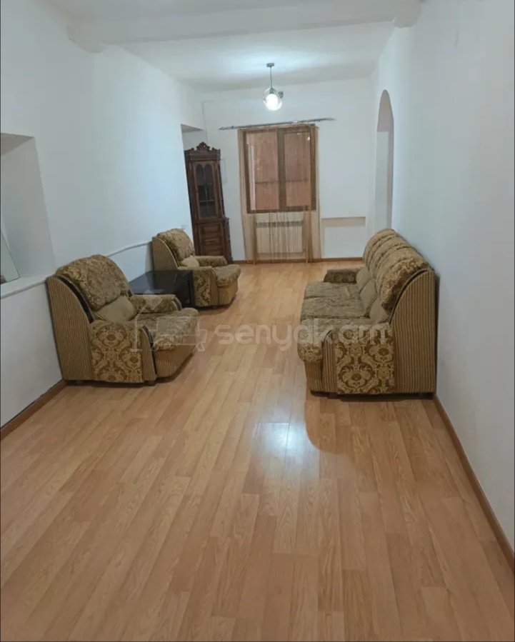 3 Սենյականոց Սեփական Տուն, 90քմ, Նորմալ Վիճակում, Կահավորված