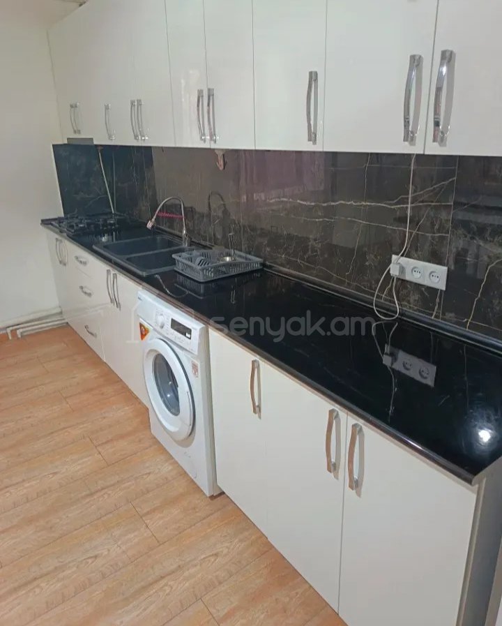 3 Սենյականոց Սեփական Տուն, 90քմ, Նորմալ Վիճակում, Կահավորված