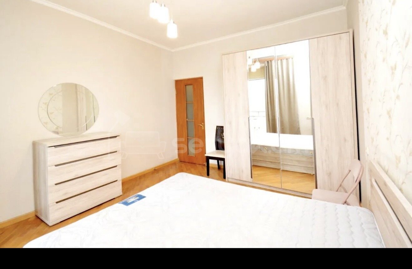 2 Սենյականոց Բնակարան Քարե Շենքում, 68քմ, 4/5 հարկ, Կապիտալ Վերանորոգված