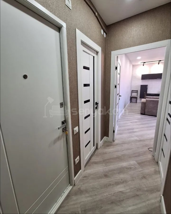 2 Սենյականոց Բնակարան, 40քմ, 9/9 հարկ, Դիզայներական Վերանորոգված, Կահավորված