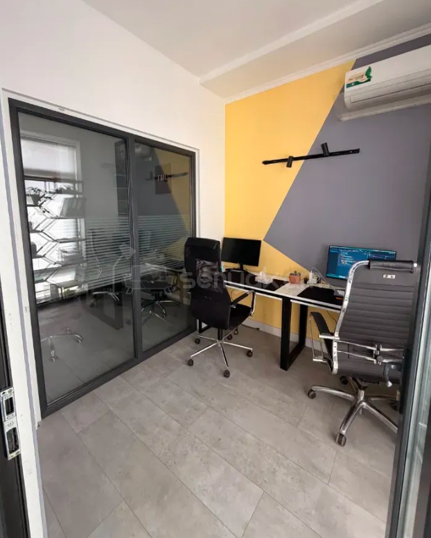 Նորակառույց Օֆիսային Տարածք, 157քմ