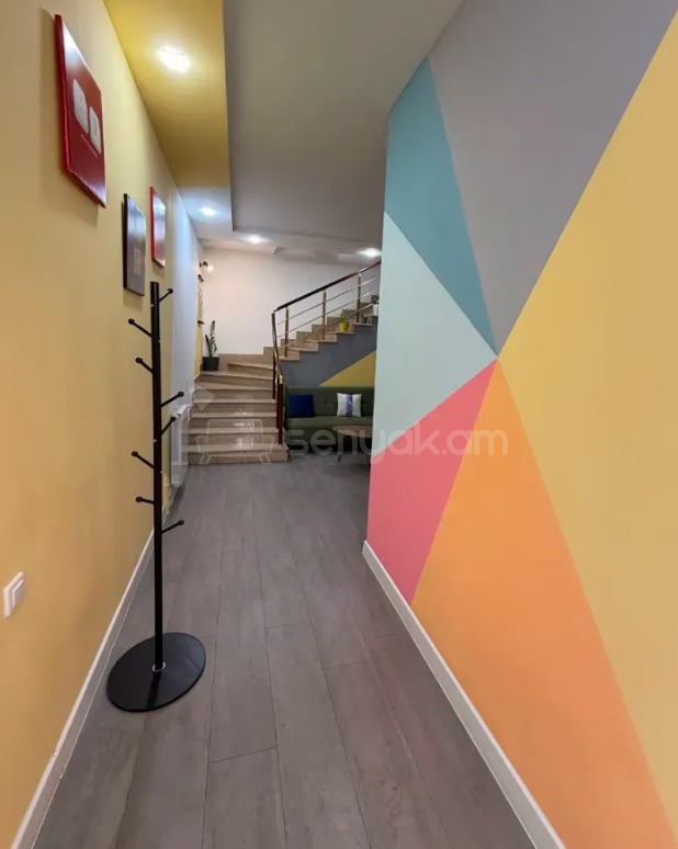 Նորակառույց Օֆիսային Տարածք, 157քմ