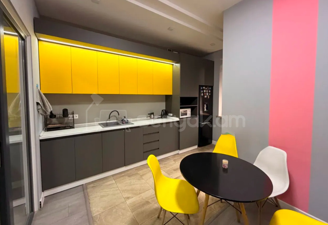 Նորակառույց Օֆիսային Տարածք, 157քմ